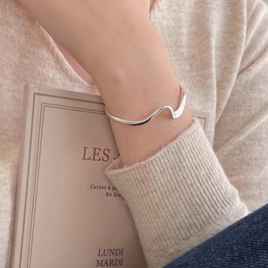 Fan zhiqiao กำไล S925สไตล์เกาหลี, กำไลข้อมือโมเบียสเงินสเตอร์ลิงดีไซน์เรียบง่ายบิดเปิดได้ง่ายชุบโรเดียม - Product Image 3