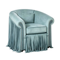 Fauteuil Chesterfield de luxe italien en cuir antique haut de gamme, durable et confortable, avec franges et pompons, idéal pour les coins lecture