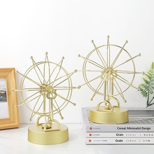 Décoration de bureau en forme de dragon magnétique à mouvement perpétuel, roue de Ferris 3D stéréoscopique dorée, design pastoral fondant - Product Image 1