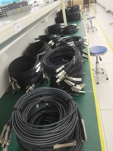 40G QSFP + TO 4x10G SFP + สายทองแดงเชื่อมต่อโดยตรงแบบพาสซีฟแบบพาสซีฟ1M 2M <span class=keywords><strong>3M</strong></span> อุปกรณ์ใยแก้วนำแสงที่ใช้งานร่วมกันได้ - Product Image 5