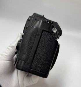 Appareil photo reflex numérique plein format Nikon Df d'occasion, 16,2 MP, monture F, sans vidéo, corps métallique rétro, prêt à être expédié - Product Image 4