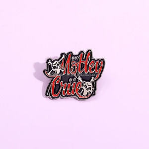 Broche en émail avec logo Heavy Metal Band des années <span class=keywords><strong>80</strong></span> Broche de revers de musique élégante pour accessoires de tenue Artisanat en métal - Product Image 1