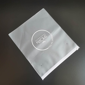 Bolsa de Plástico Personalizada para Camisetas, Bolsa de Embalaje para Ropa de PVC EVA con Cierre de Cremallera - Product Image 4
