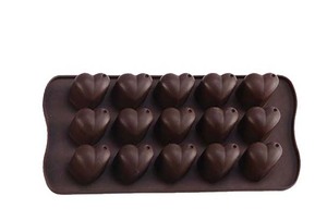 Moule à chocolat en <span class=keywords><strong>silicone</strong></span> <span class=keywords><strong>de</strong></span> <span class=keywords><strong>qualité</strong></span> <span class=keywords><strong>alimentaire</strong></span>, 15 cavités en forme <span class=keywords><strong>de</strong></span> cœur, idéal pour les gâteaux, adapté aux enfants, moule à chocolat souple DIY - Product Image 6