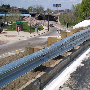 交通管制用高速道路ガードレール交通安全クラッシュバリアメタル - Product Image 2