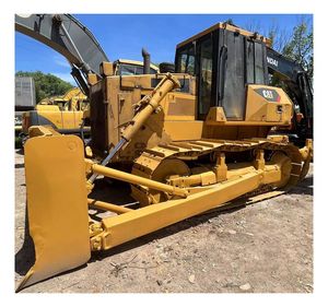 Buldoser Bekas Original Cat D7G2 Berkualitas Tinggi, Mesin 120HP Model 2019, Kapasitas 7.5m, Kondisi Siap Pakai - Product Image 1