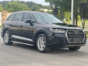 รถมือสอง <span class=keywords><strong>Audi</strong></span> <span class=keywords><strong>Q7</strong></span> 45TFSI Quattro ปี 2017-2024 มาตรฐานยุโรป ไฟหน้า Full Matrix LED 9 ถุงลมนิรภัย ระบบ L2 ADAS ระบบความปลอดภัยครบวงจร รถ SUV เยอรมัน - Product Image 3