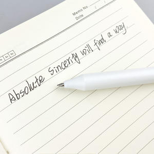 Высококачественная индивидуальная гелевая ручка 0,5 мм с печатным логотипом пластиковый материал для офиса и школы оптом персонализированные чернильные ручки - Product Image 6