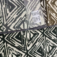 Tissu d'ameublement jacquard teint en fil 100 % polyester texturé tissé pour meubles de luxe en gros