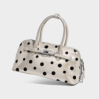 Sac Boston Niche 2026 à pois, nouvelle collection, chic et tendance, sac à bandoulière et sac croisé pour trajets quotidiens, en polyester avec fermeture éclair et compartiment dissimulé pour téléphone portable