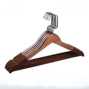 Bolsas de Almacenamiento para Perchas y Racks de Ropa de Uso Comercial, Antideslizantes, de Madera de Arce Maciza con Cubierta de Terciopelo - Product Image 5