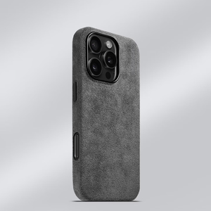 <span class=keywords><strong>Coque</strong></span> de téléphone en gros pour <span class=keywords><strong>iPhone</strong></span> 16 <span class=keywords><strong>Pro</strong></span>, en Alcantara italien véritable, style supercar, avec cadre de caméra métallique entièrement recouvert et fonction magnétique - Product Image 1