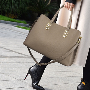 Bolsos cruzados de diseño de moda, bolsos de hombro de cuero PU de alta calidad, bolsos de mano casuales de lujo para mujer - Product Image 1