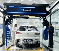 Machine de lavage de voitures en tunnel à faible consommation d'eau, fonctionnement continu longue durée, marge de profit élevée, pour installation en station de lavage en libre-service
