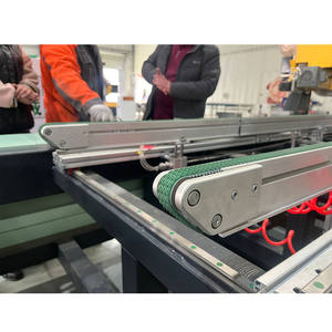 Scie à quatre <span class=keywords><strong>côtés</strong></span> CNC pour bois, machine à scier le bois sur quatre <span class=keywords><strong>côtés</strong></span> pour portes en bois - Product Image 4