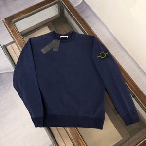 Sweat-shirt à col rond pour homme, couleur unie, coupe classique, logo sur la manche gauche, style décontracté, 100% coton, idéal pour l'automne - Product Image 3