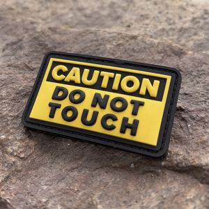 Écussons personnalisés à prix d'usine pour vêtements de sport, badges en caoutchouc, patchs en silicone - Product Image 3