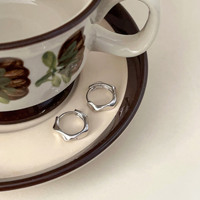 Boucles d'oreilles créoles en argent sterling S925 avec motif Möbius, bijoux unisexes tendance pour cadeau de mariage, occasions polyvalentes