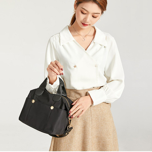 Bolso de Hombro Personalizado al por Mayor con Logotipo, Bolso Cruzado Minimalista de Oxford Delicado para Viajes, Bolso Tote Casual de Moda para Mujer - Product Image 2