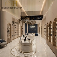 Conception de magasin de parfums en chaîne, plan de mise en espace 3D, étagères modernes pour l'affichage des parfums, présentoir mural pour les soins de la peau avec éclairage LED