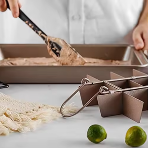 Padella da forno per brownie antiaderenti a 18 cavità con divisori a fette incorporati In acciaio al carbonio tortiera <span class=keywords><strong>rettangolare</strong></span> - Product Image 3