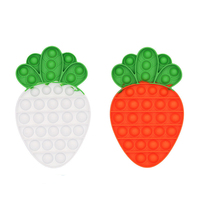 Fabricant en gros de jouets sensoriels à bulles rouges personnalisés en forme de fraise, jouets anti-stress en silicone pour enfants ayant des besoins spéciaux