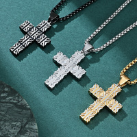 Pendentif croix en acier titane, collier tendance original pour homme de style chinois en acier inoxydable estampé et électroplaqué