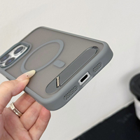 Cadre de protection d'objectif en métal étui de téléphone magnétique givré mat pour iPhone 12 13 14 15 16 Pro Max 16 Plus avec support invisible