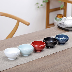 ชุดน้ำชาเซรามิกสไตล์จีนลายดอกบัว ถ้วยชาพอร์ซเลนทรงกลม ชุดน้ำชากังฟูสำหรับดื่มช่วงบ่าย ไม่มีฝาปิด ดีไซน์จีนแบบใหม่ - Product Image 1