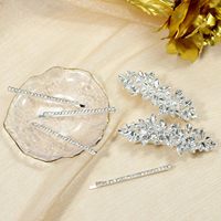 Accessoires pour cheveux Pinces à cheveux pour femmes Fleur de strass Coiffe de mariage pour les mariées