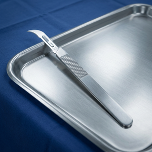 Scalpel chirurgical n° 12 lames courbes en acier inoxydable, manche manuel, instrument de chirurgie générale, certifié CE Classe II - Product Image 2