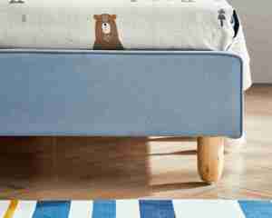 เตียงผ้าสีน้ำเงินตกแต่งด้วยโครงไม้เฟอร์นิเจอร์สำหรับเด็กบ้านโรงแรม - Product Image 3