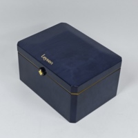 Boîte à bijoux en bois à finition brillante avec intérieur en velours rouge, logo personnalisé, coffret de rangement de luxe pour cadeau de mariage et présentation de bijoux