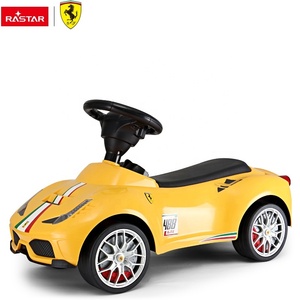 Rastar meilleure voiture <span class=keywords><strong>jouet</strong></span> Ferrari 488 marchette en cuir en plastique unisexe roue libre <span class=keywords><strong>jouet</strong></span> avec pied pour les filles - Product Image 2