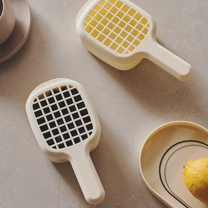 Panier à fruits avec poignée, jaune pâle, mini passoire à légumes avec récipient pour la cuisine - Product Image 3