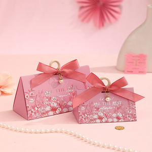 Boîte cadeau triangulaire en relief 3D avec poignée, ruban perlé, sac à bonbons réutilisable pour mariage, emballage en papier recyclé de qualité supérieure, anniversaire - Product Image 3