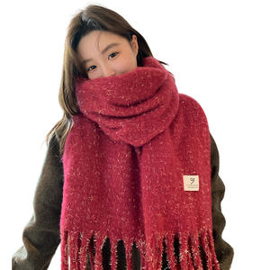 ผ้าพันคอแฟชั่นฤดูใบไม้ร่วงฤดูหนาวสำหรับผู้หญิง ผ้าหนา ระบายอากาศได้ดี ดีไซน์หรูหรา พร้อมพู่ห้อย สีเบจ ผ้าโพลีเอสเตอร์ คล้ายผ้าแคชเมียร์ ใช้ได้หลากหลาย - Product Image 4