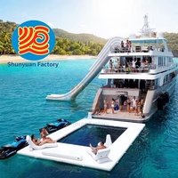 Toboggan aquatique gonflable pour yacht, toboggan aquatique gonflable commercial flottant pour quai, équipement de jeu aquatique amusant personnalisé pour mer et lac