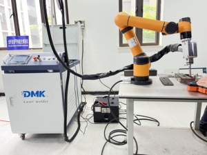 Raycus 3000W Fiber Laser Welding Robot Arm Machine Welds Low Alloy Steels - Product Image 5