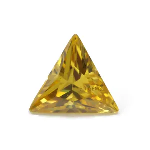Wuzhou fornecedor 5a grau solto dourado amarelo triângulo zircônia cúbica para jóias diy
