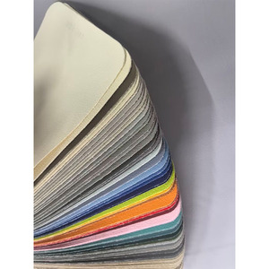 Tela de Tapicería para Sofás Ecológica de Cuero Sintético PU con Revestimiento de Microfibra Estampada - Product Image 2