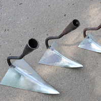 Bêche triangulaire en acier au manganèse pour l'agriculture, à bon prix, pour le désherbage du jardin, outil de jardinage pour un désherbage efficace