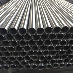Fırçalanmış Yüzeyli 304 Paslanmaz Çelik. Merdiven korkulukları için kullanılır. Yuvarlak ve kare borular. - Product Image 4
