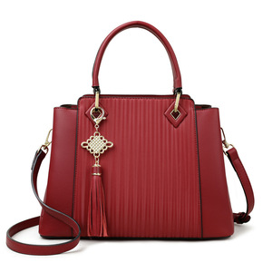 Bolso de mano clásico de piel sintética de alta calidad para mujer con asa superior y borlas, ideal para negocios - ¡Gran oferta! - Product Image 1