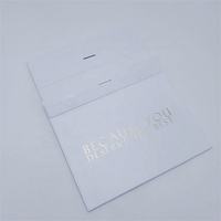 Boîte cadeau pliable magnétique de luxe en carton blanc écologique pour vêtements de détente, talons et chaussures, avec logo personnalisé