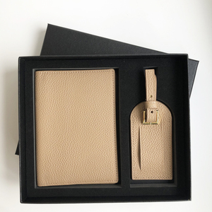 <span class=keywords><strong>Porte</strong></span>-passeport et étiquette de <span class=keywords><strong>bagage</strong></span> minces en cuir souple de haute qualité avec blocage RFID pour ensemble de voyage - Product Image 1
