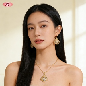 ชุดเครื่องประดับแฟชั่นชุบทอง 18K ประดับเพชรซิคอนเกรด AAA ดีไซน์เปลือกหอยแบบโปร่ง สำหรับผู้หญิง สไตล์ฤดูร้อน/ชายหาด/งานปาร์ตี้ ขายส่ง - Product Image 5