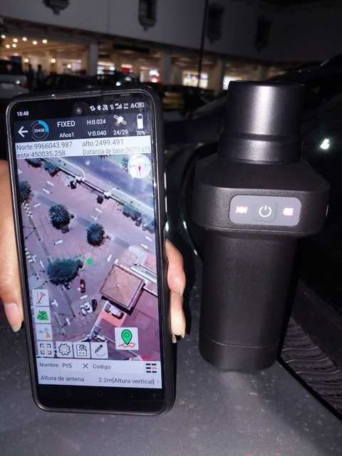 Wearable Gnss Receiver R10 for Land Surveying Rover Station