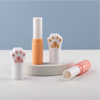 4g Tubes de bâton de brillant à lèvres de couleur rose en forme de griffe de chat mignon avec baguettes