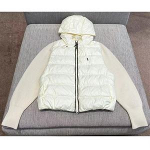 Veste matelassée décontractée en cachemire pour femme, rembourrée en duvet d'oie, coupe-vent, nouvelle collection hiver, avec capuche, design tricoté, fermeture éclair minimaliste - Product Image 4